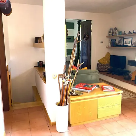 Apartment Casa Arcioni: A 300 Metri Dal Stresa